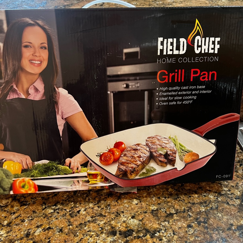 Cast iron skillet (never used, original package)